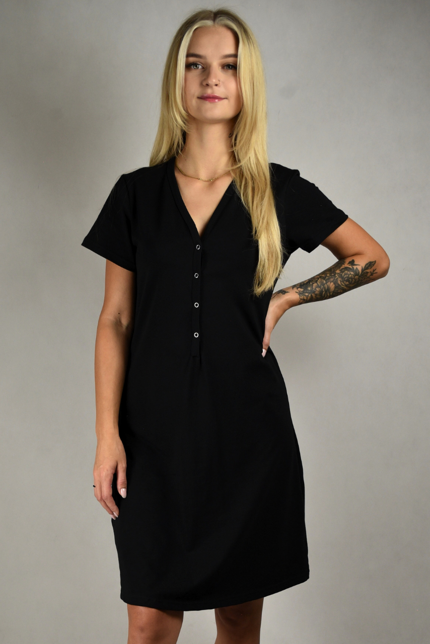 Czarna koszula do karmienia rozpinana do połowy