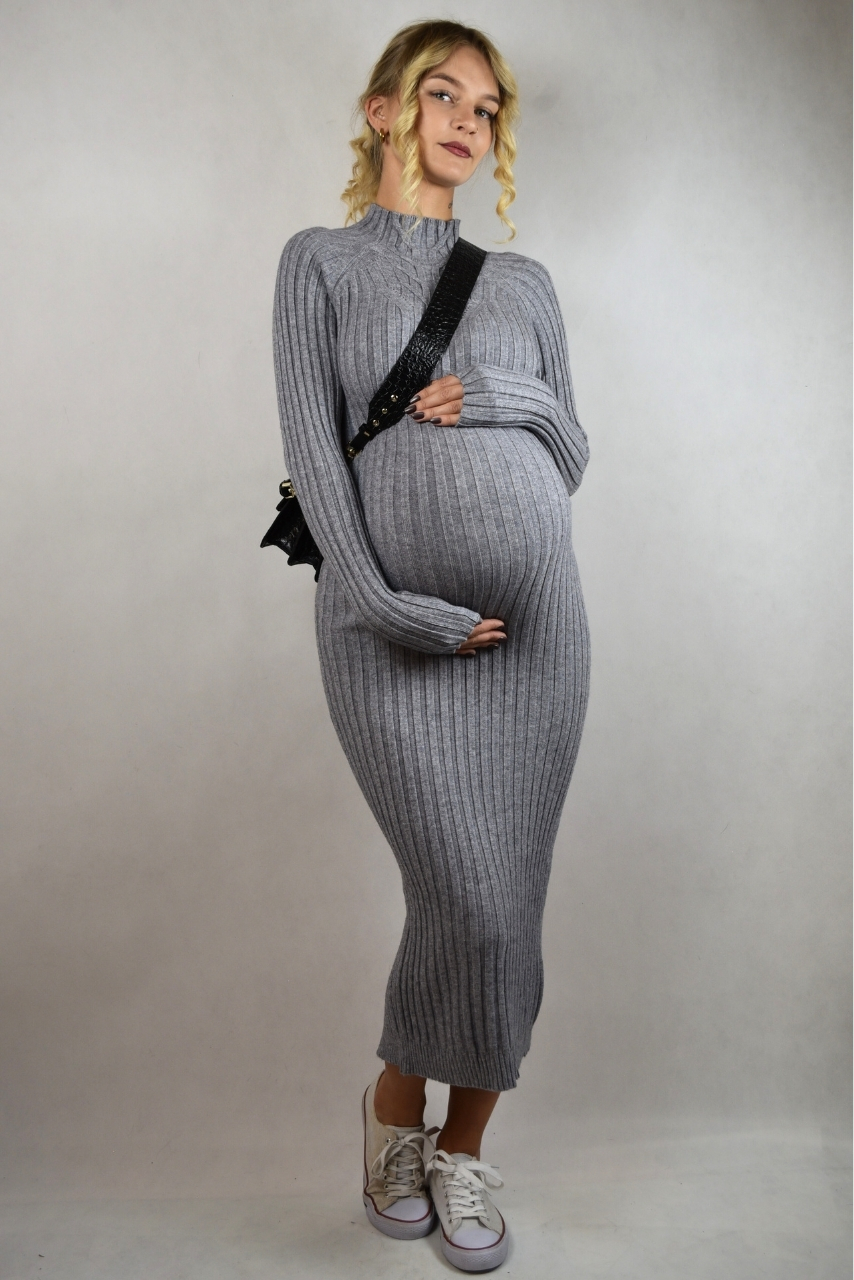 Szara sukienka sweterkowa ciążowa