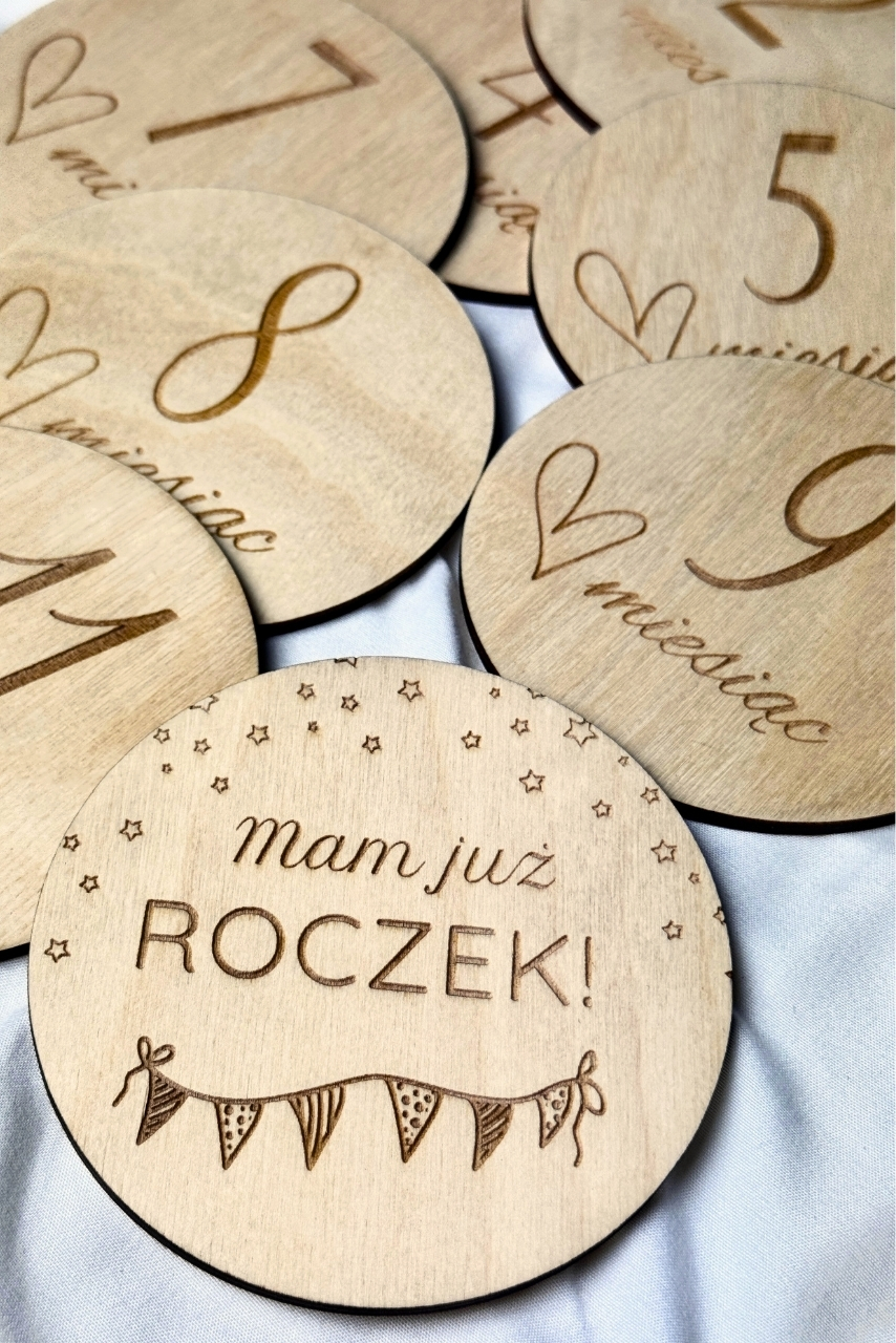 Drewniane tabliczki miesiące do zdjęć